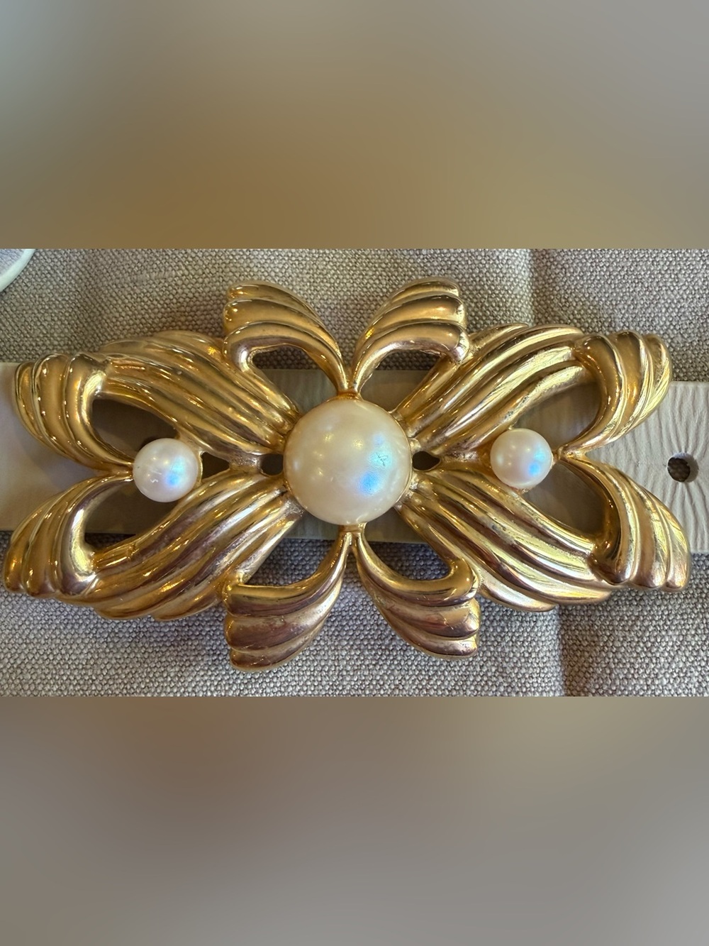 Vintage Mimi Di N Belt Buckle Gold Tone with Pearls Rare Signed 1987